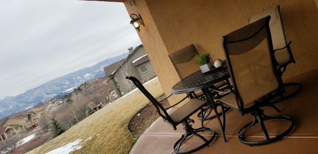 Chateau du Pikes Peak, a Tuscany Retreat Bed & Breakfast Colorado Springs Bagian luar foto